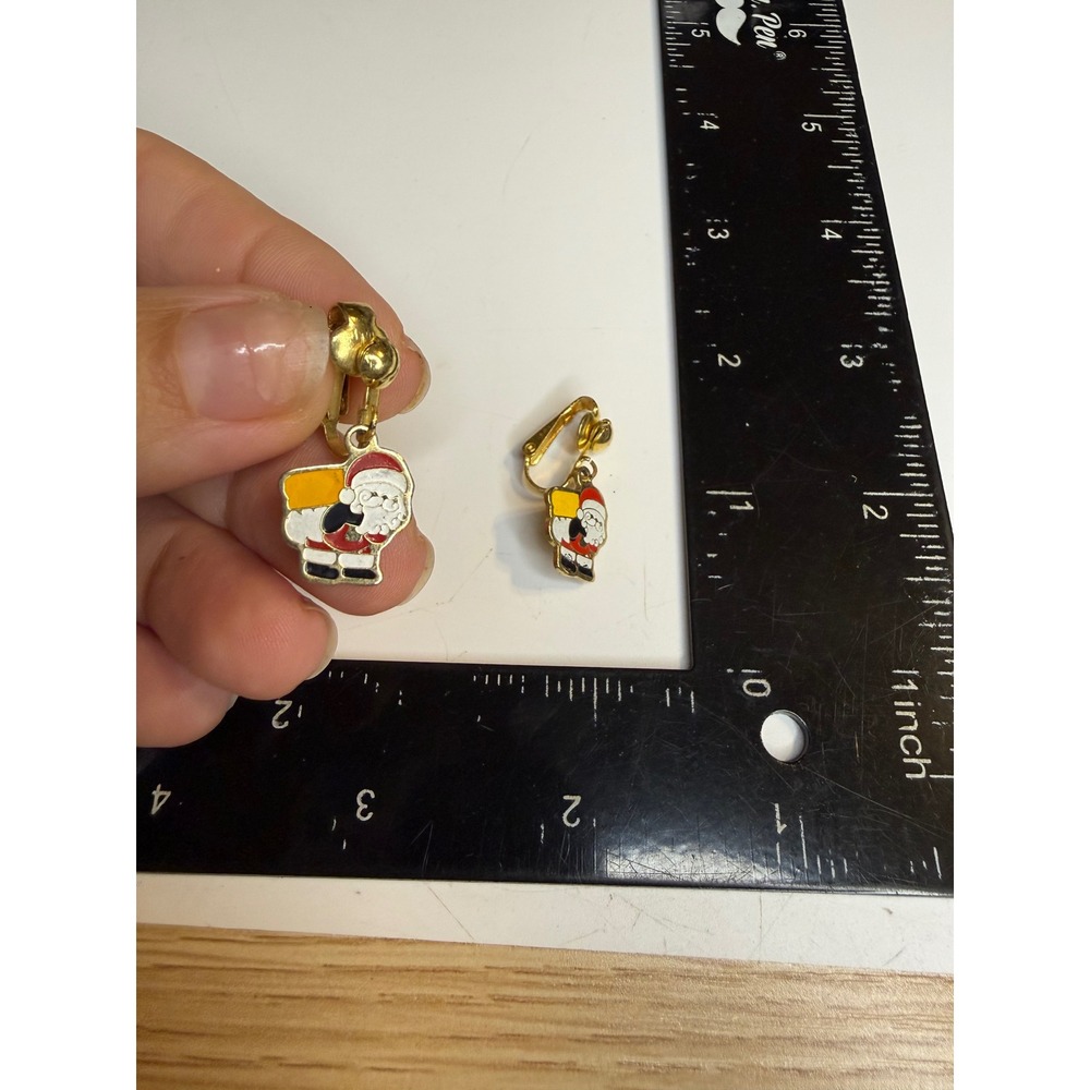 Vintage Santa Claus Clip On Earrings Gold Tone Enamel Christmas Holiday Dangle
